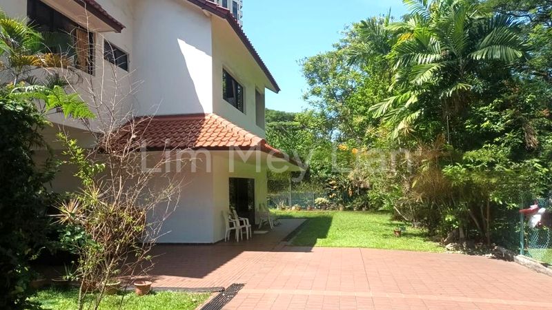 7 Bed Bungalow (Landed) for Sale in  Jalan Hajijah - Image 1